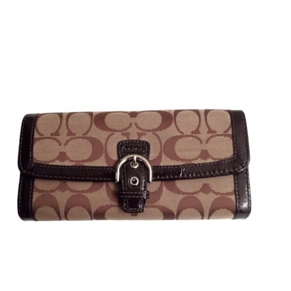 COACH sig c patent leather brown checkbook wallet